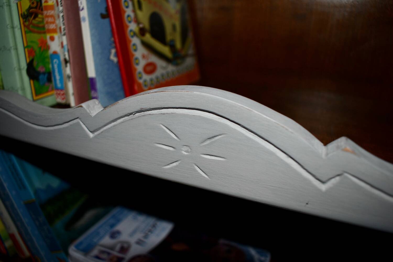 Petite bibliothèque / étagère