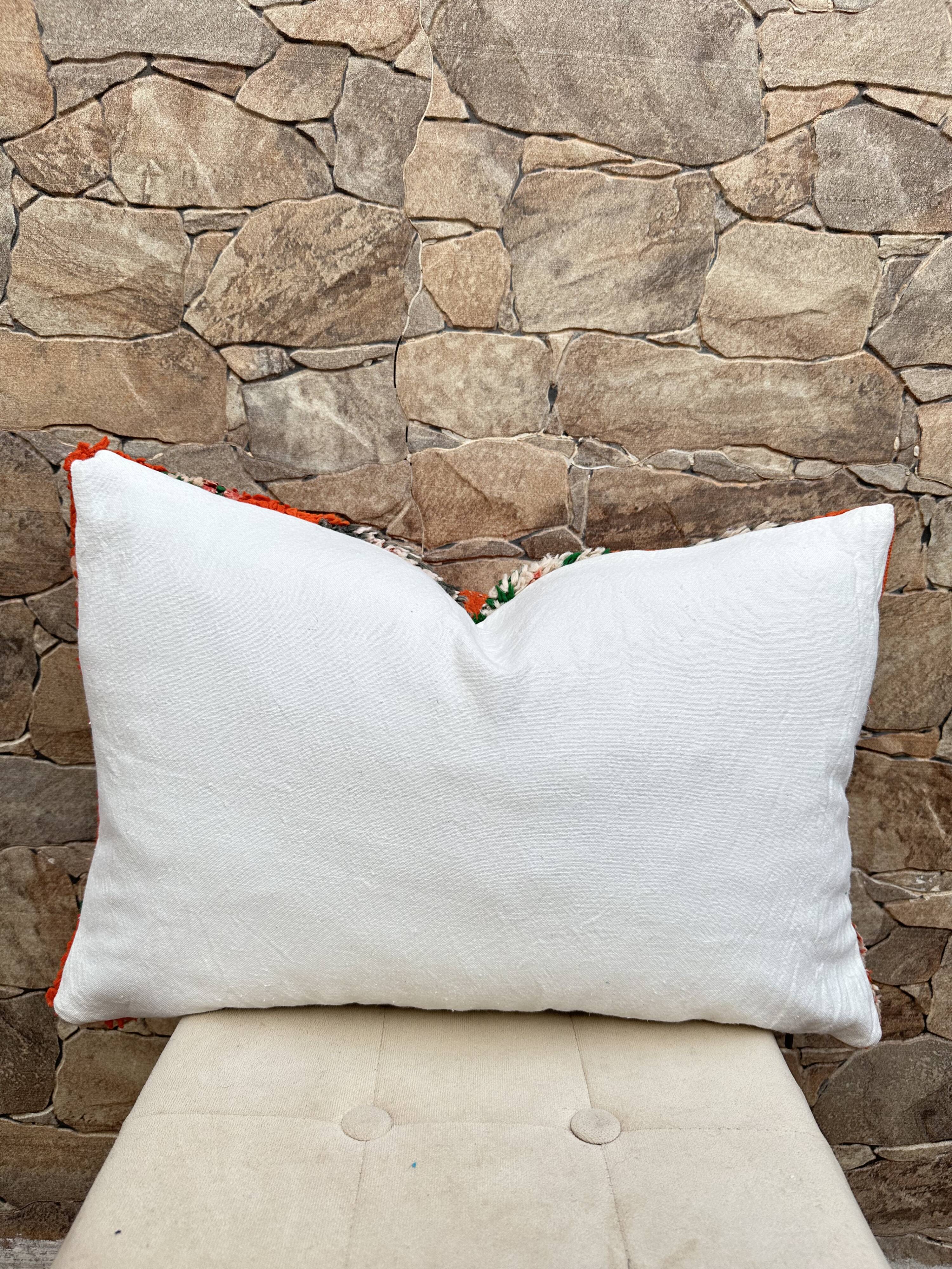 Handmade cushion cover in Berber wool Moroccan Kilim cushion 60x40