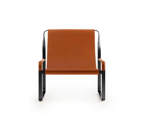 Contemporary Minimalist Chaise Longue in Black Steel and Natural Tobacco Leather