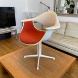 DAF Georges Nelson chair for Herman Miller. Foot la Fonda.