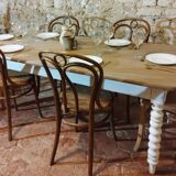 Farm table