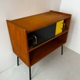 Light wood buffet from the 1950s.