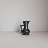 Modernist pitcher in black ceramic / handcrafted / vintage / France / 60s / mid-century / 20th century / kergonan