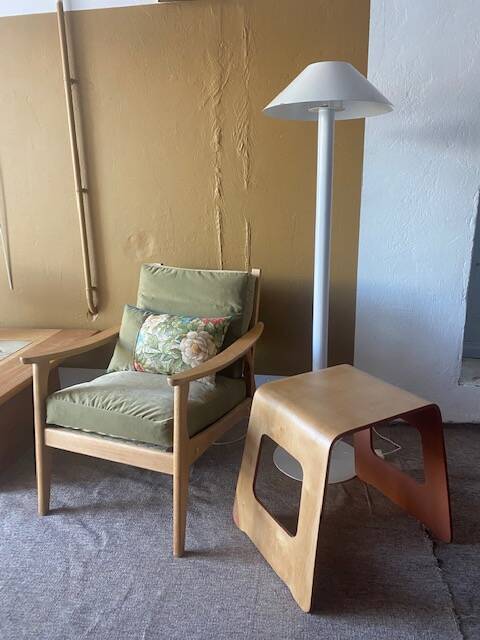 Benjamin Ikea stool 1999