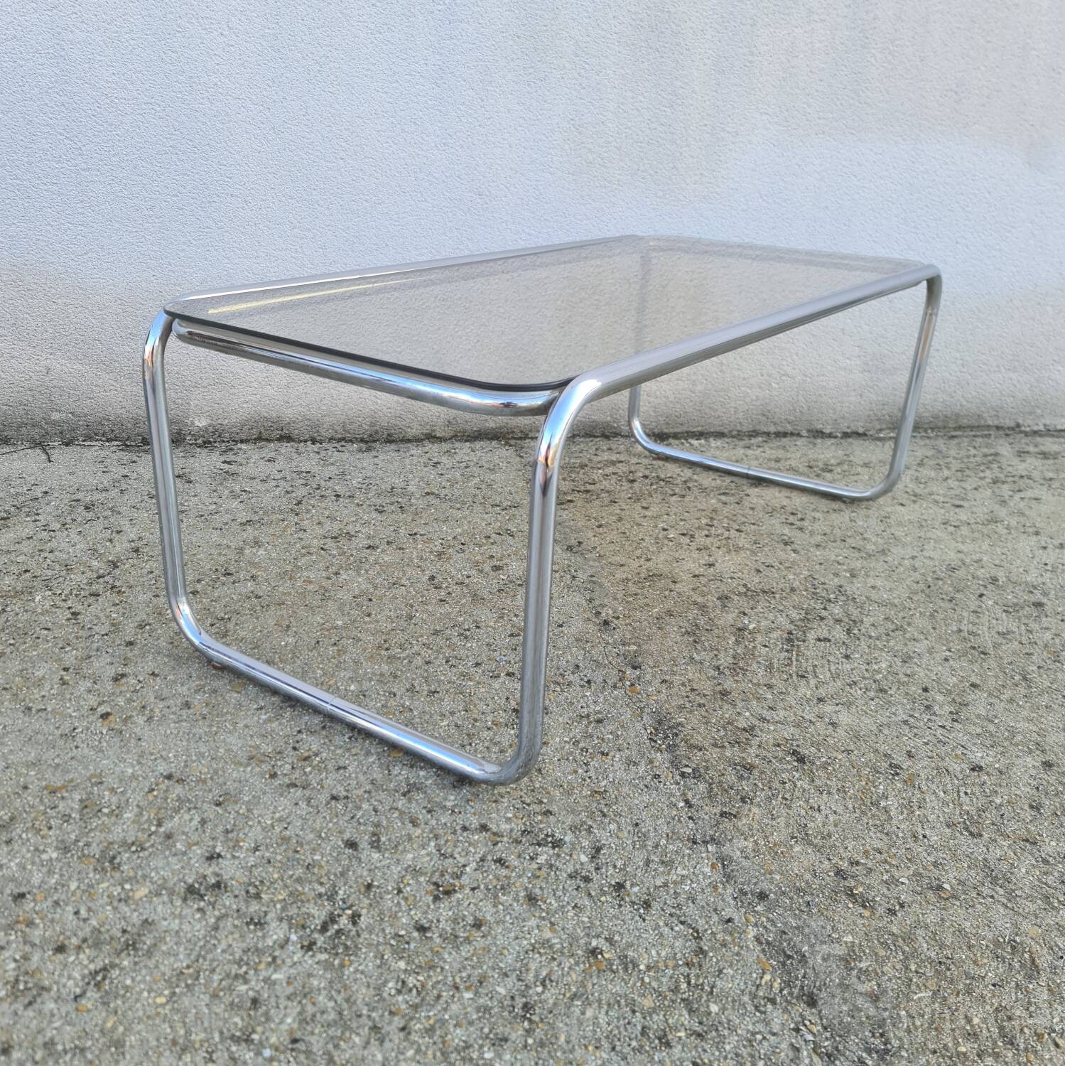 Bauhaus "laccio" style coffee table Marcel Breuer, glass and chrome tubular
