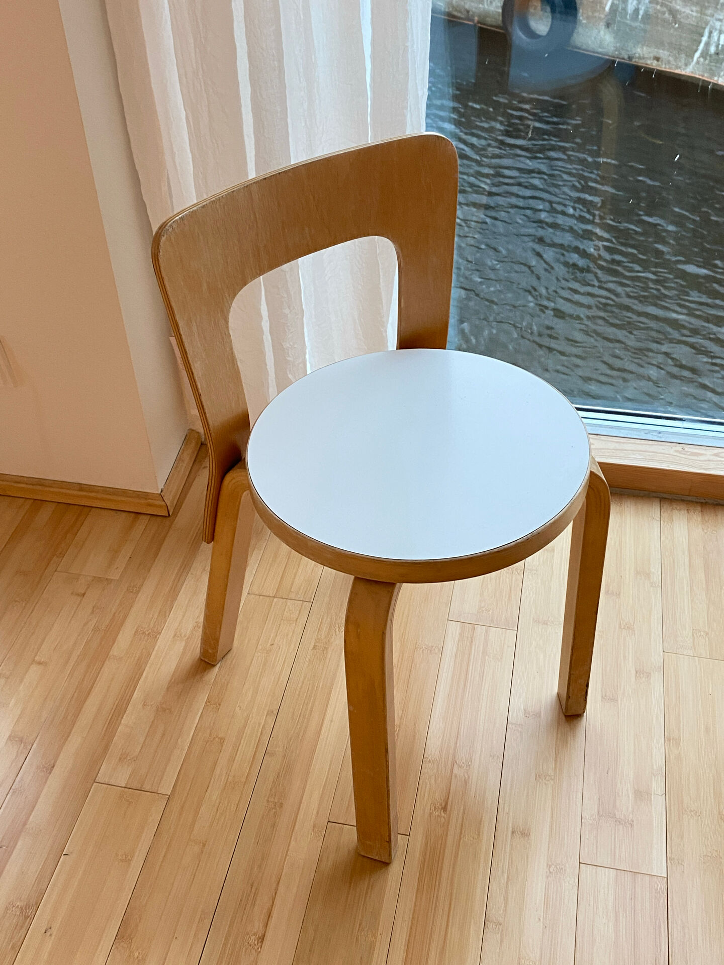 Chaise Alvar Aalto, 65