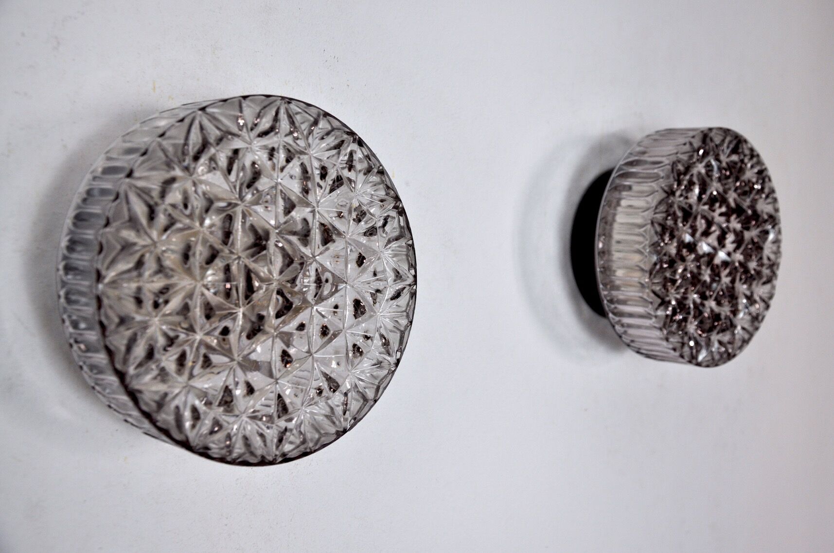 Pair of peris andreu wall lamps, purple cut glass, spain, 1970