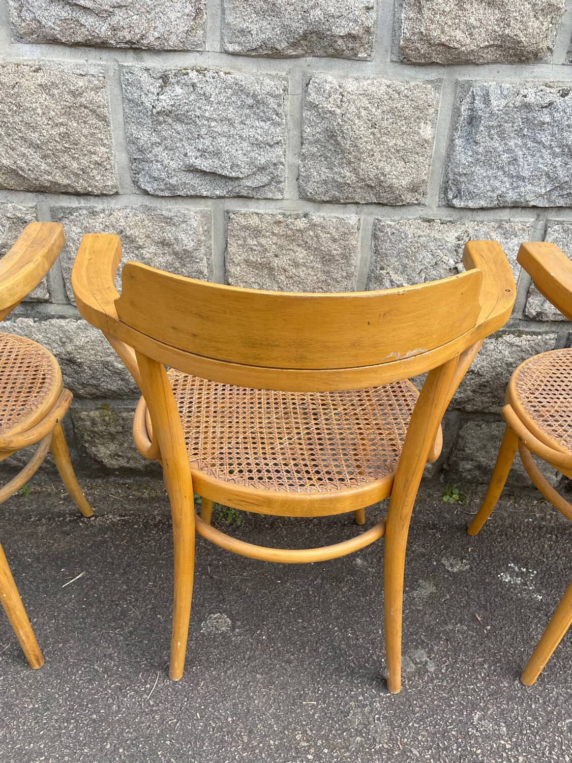 Lot de 4 chaises cannées