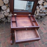 Worker side table / dressing table