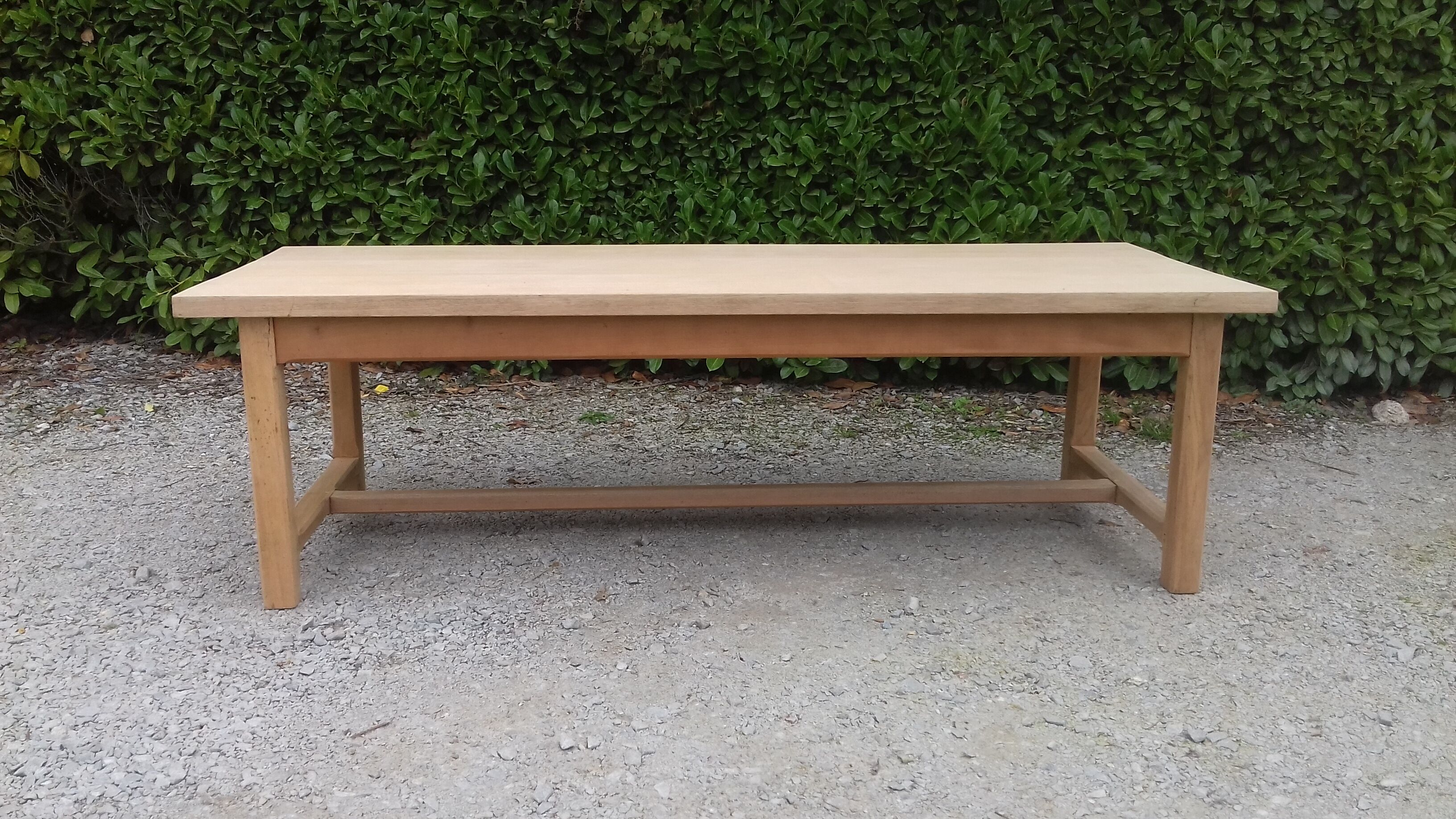 Farm table in solid oak