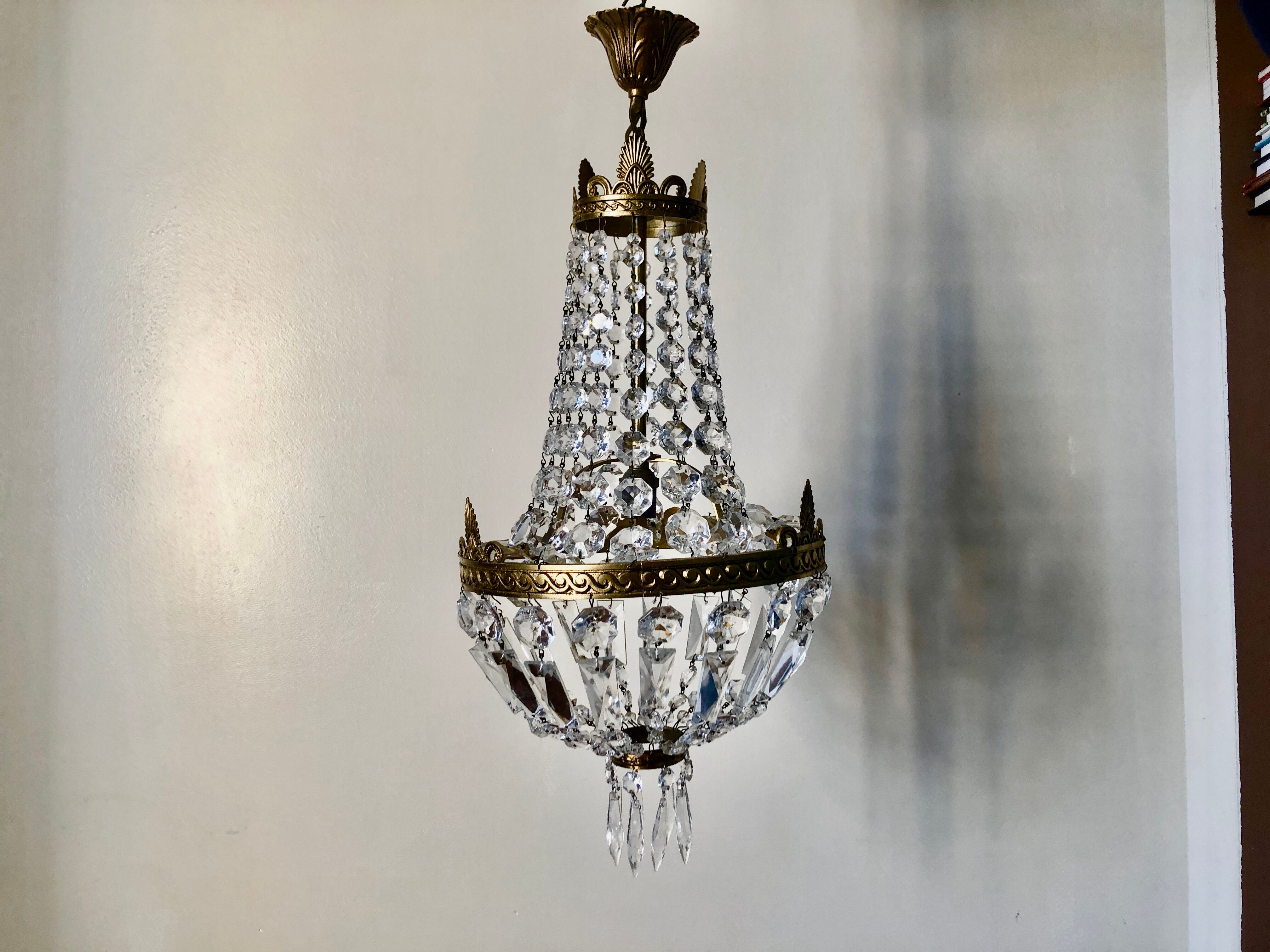 Hot air balloon suspension