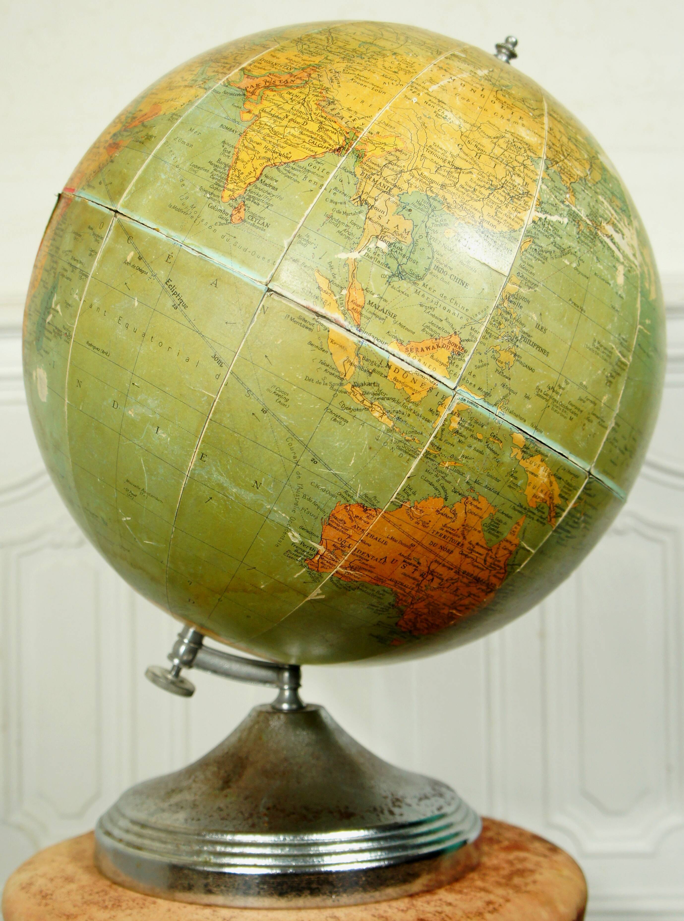 Globe maps Taride Philips challenge globe before 1935