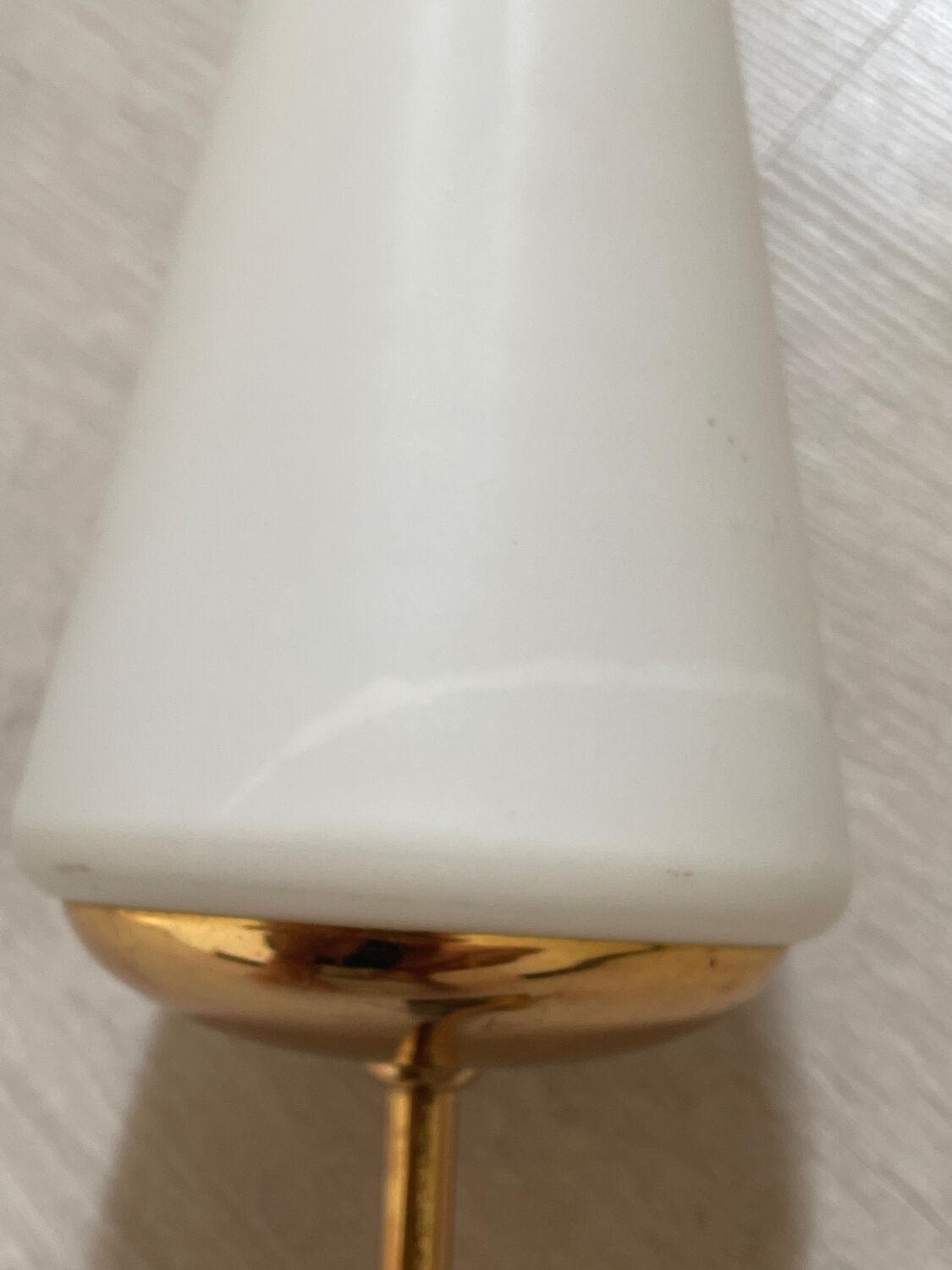 Pair of 1950 sconces in brass and opaque glass