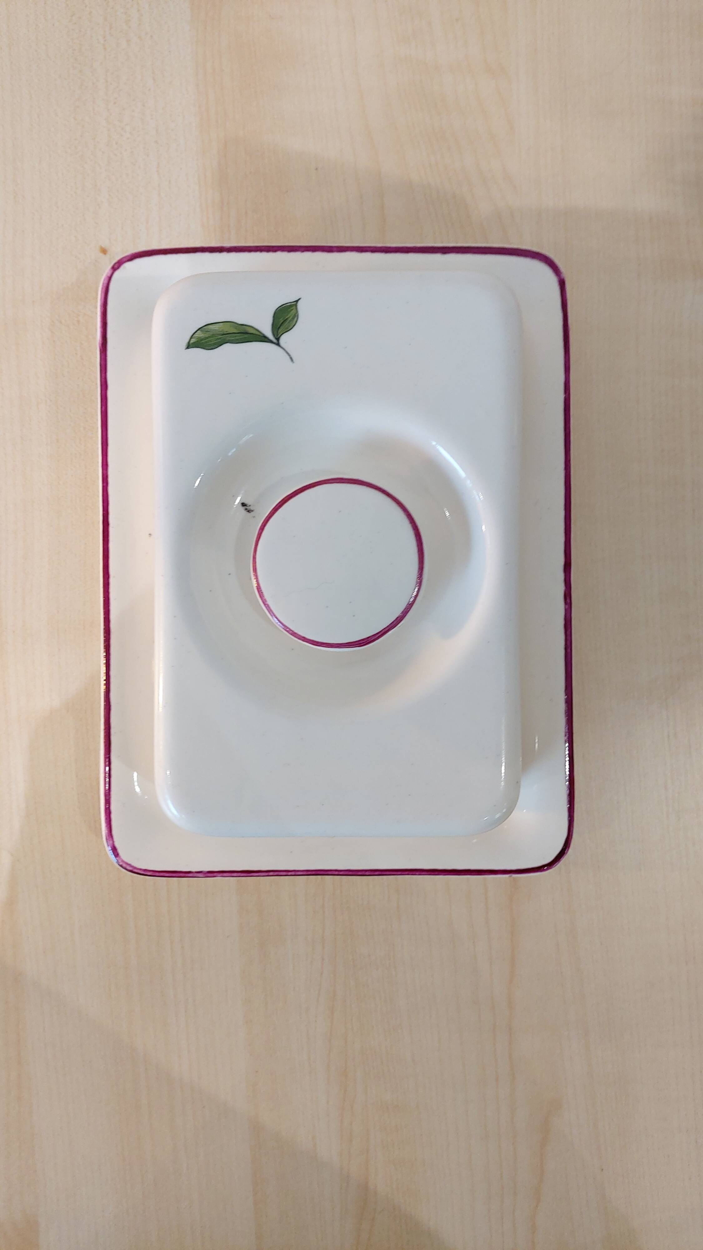 1 porcelain butter tray St Amand 1713