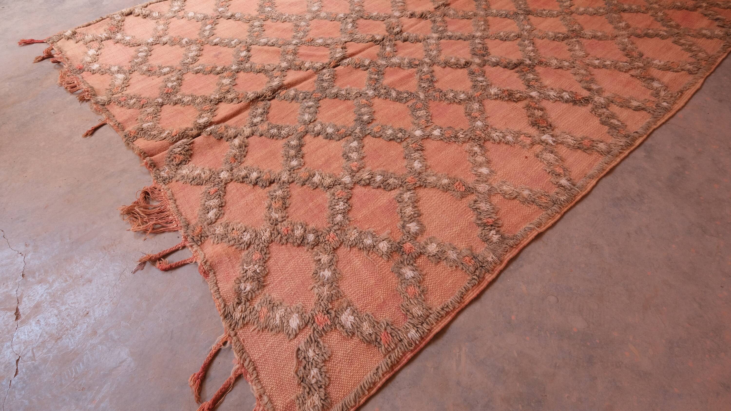 Moroccan Kilim Zemmour Rug - 361 x 199 cm