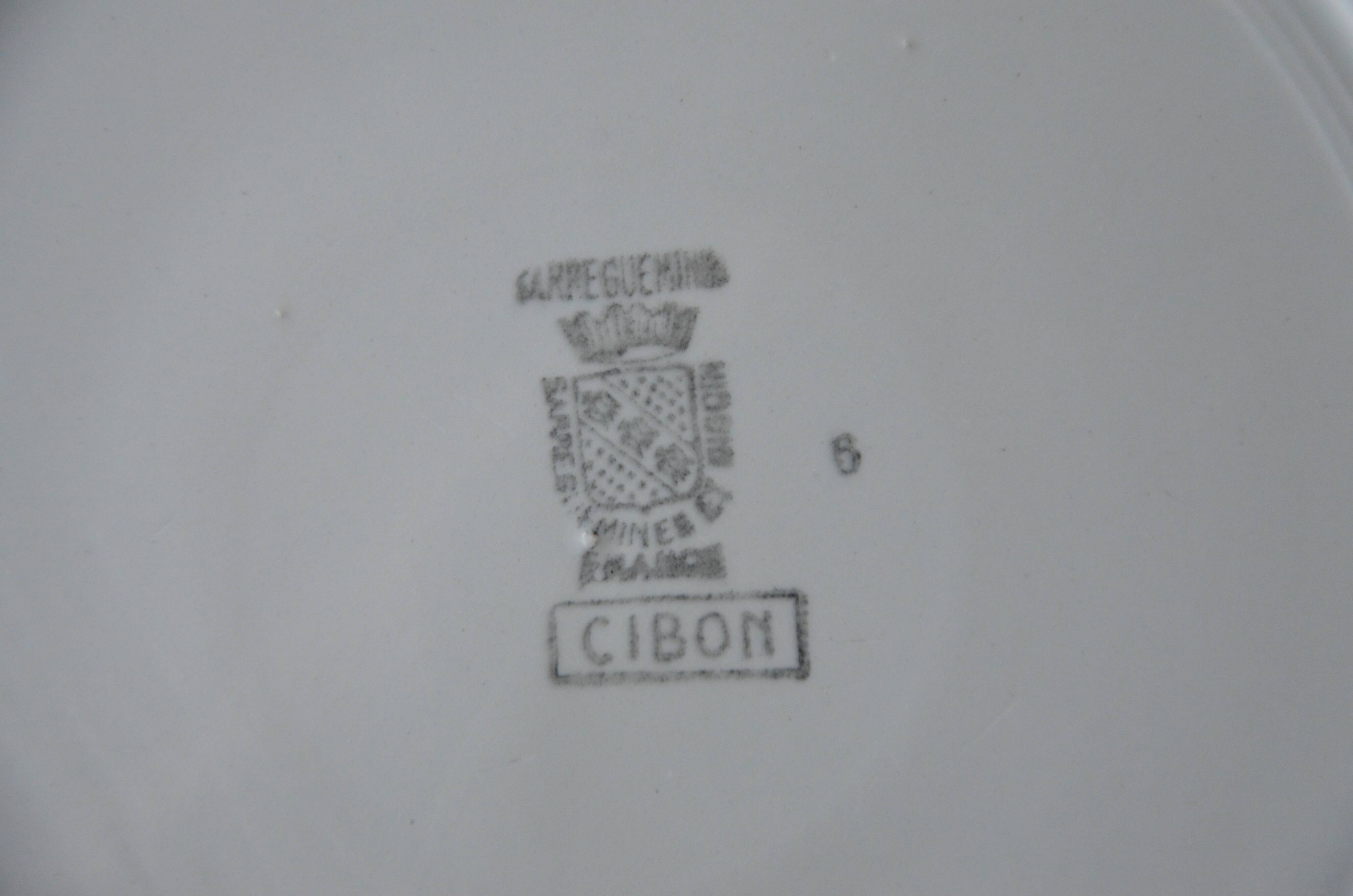 Semi-hollow dish Sarreguemines and Digoin, Cibon collection