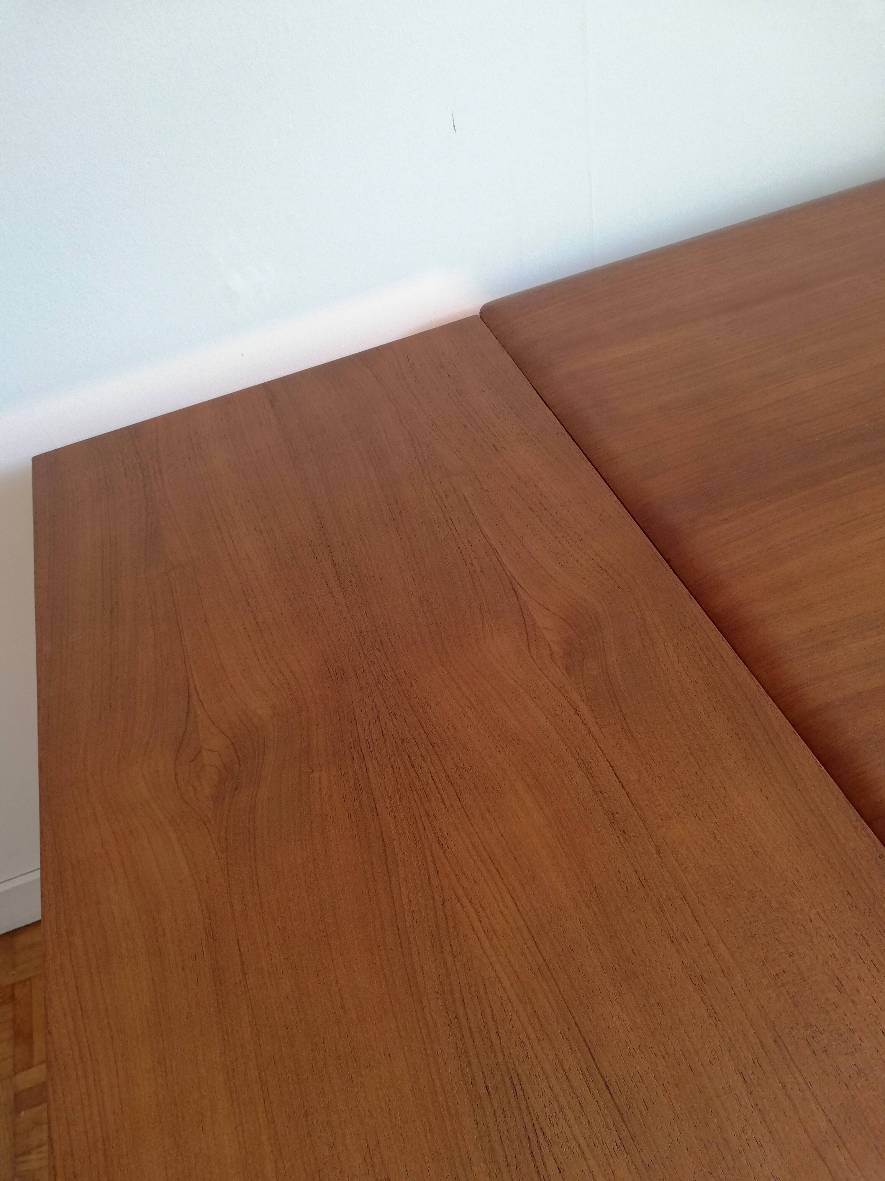 Renovated expandable LB table