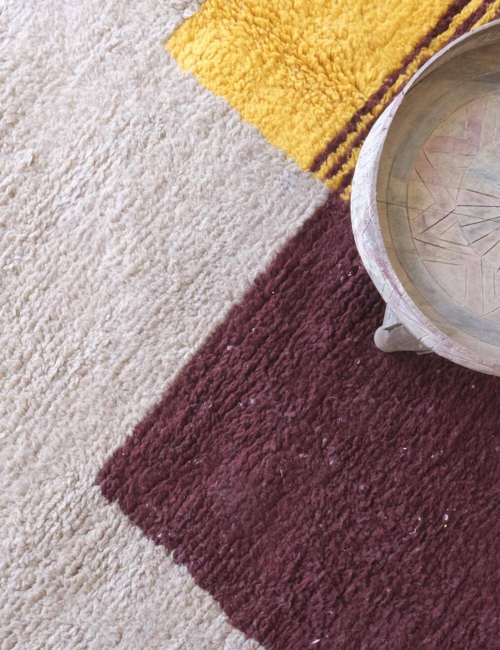 Contemporary wool rug - 293 x 193 cm