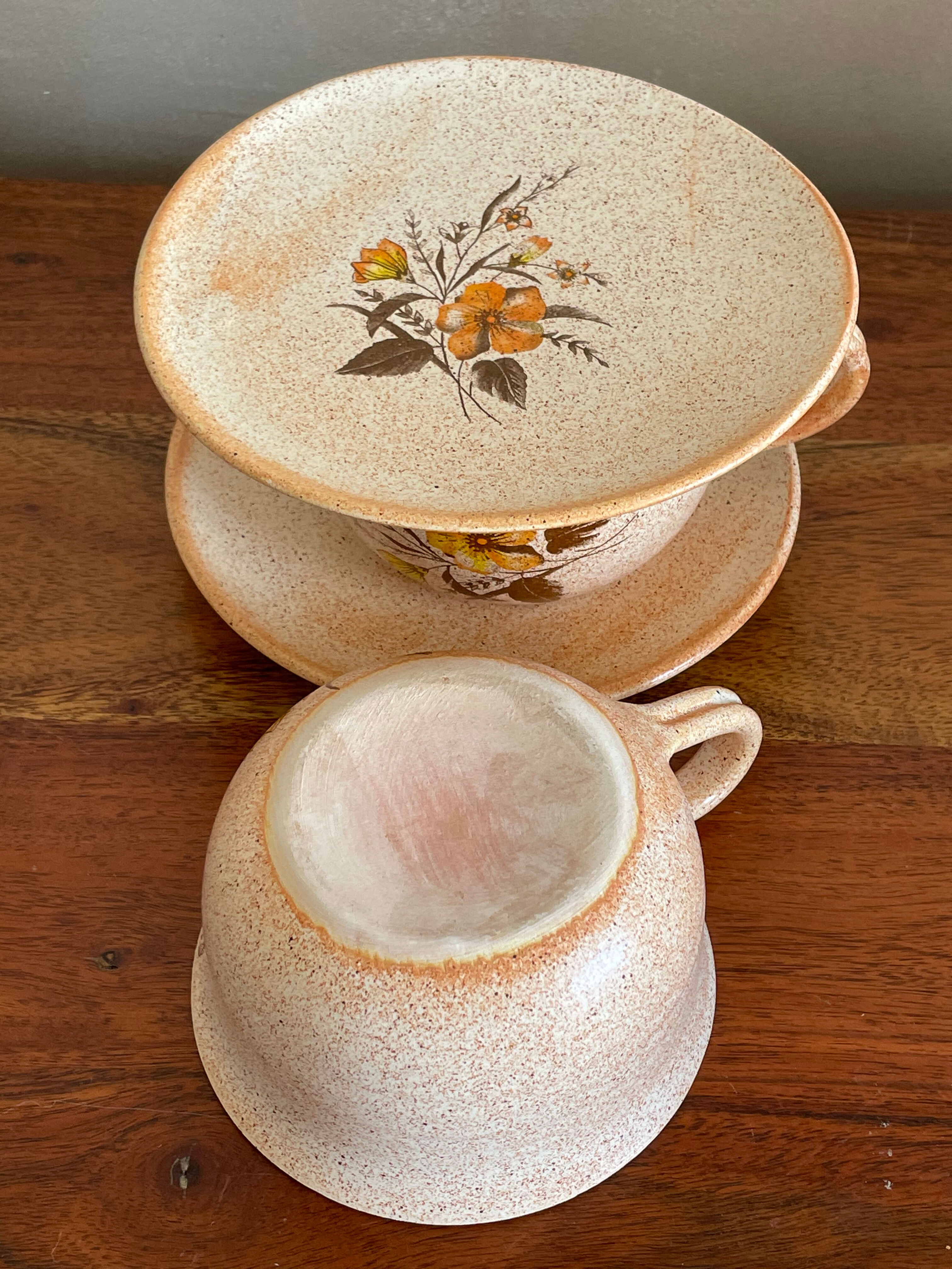 Duo cup and under orange flower cups