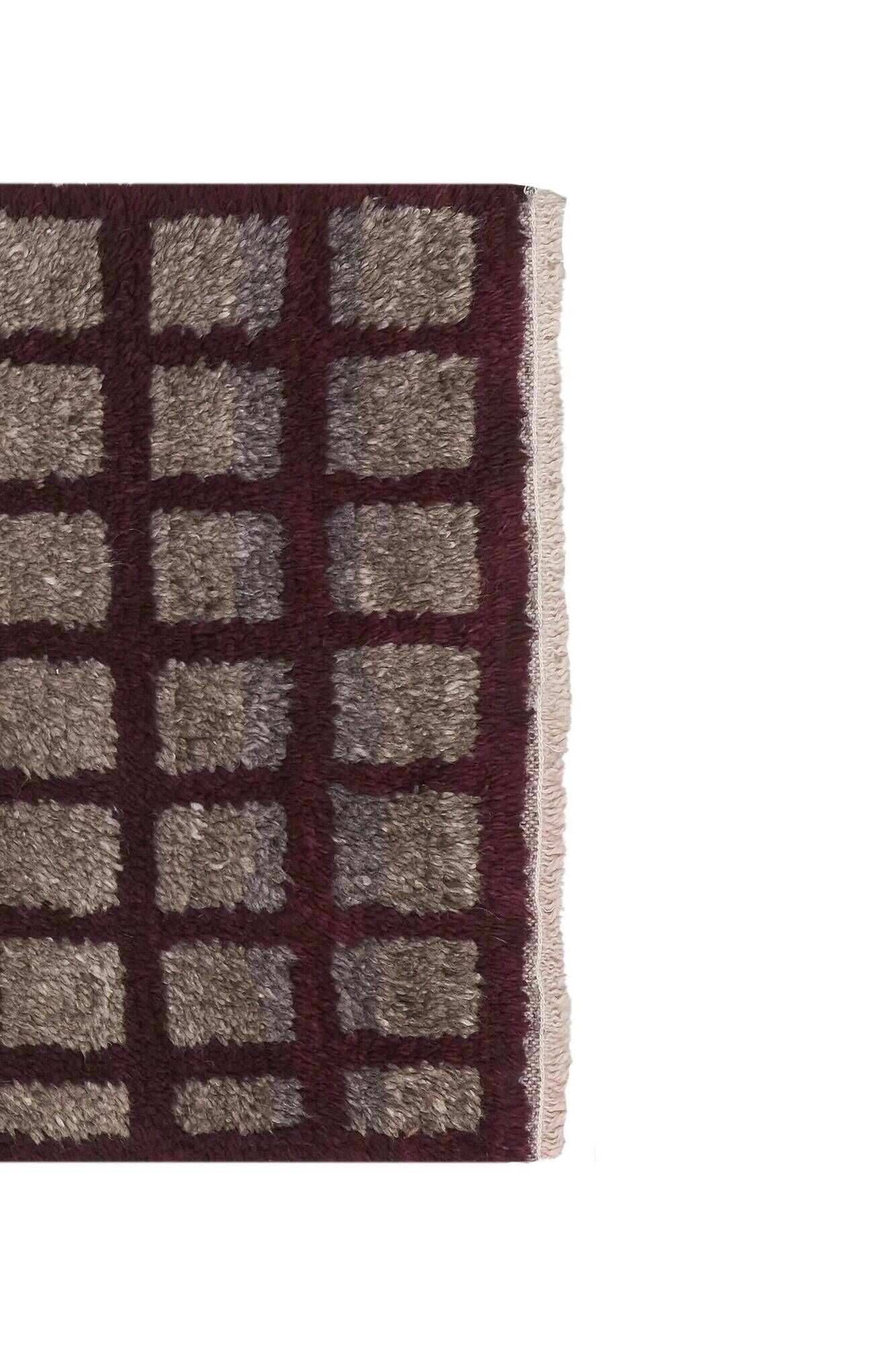 Vintage handmade Turkish rug 61x119 cm