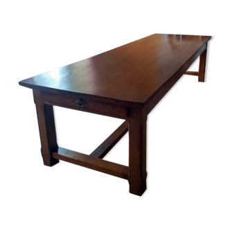 Farmhouse table