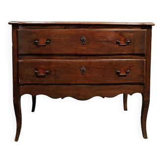 Louis XV walnut chest of drawers