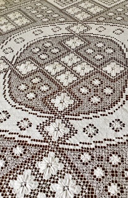 60/70 Italy fashion table made hand woven embroidered