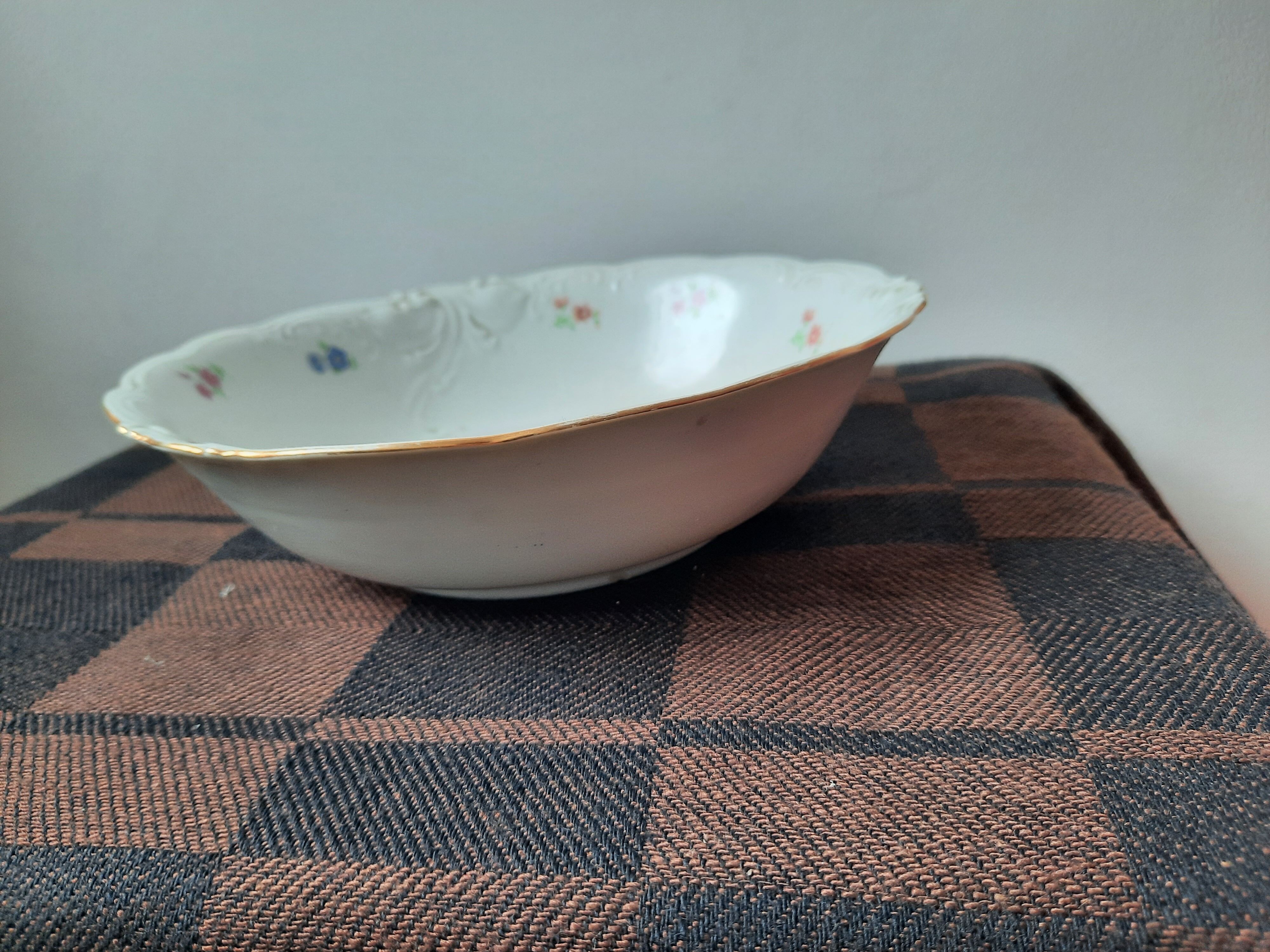 Saladier en porcelaine vintage