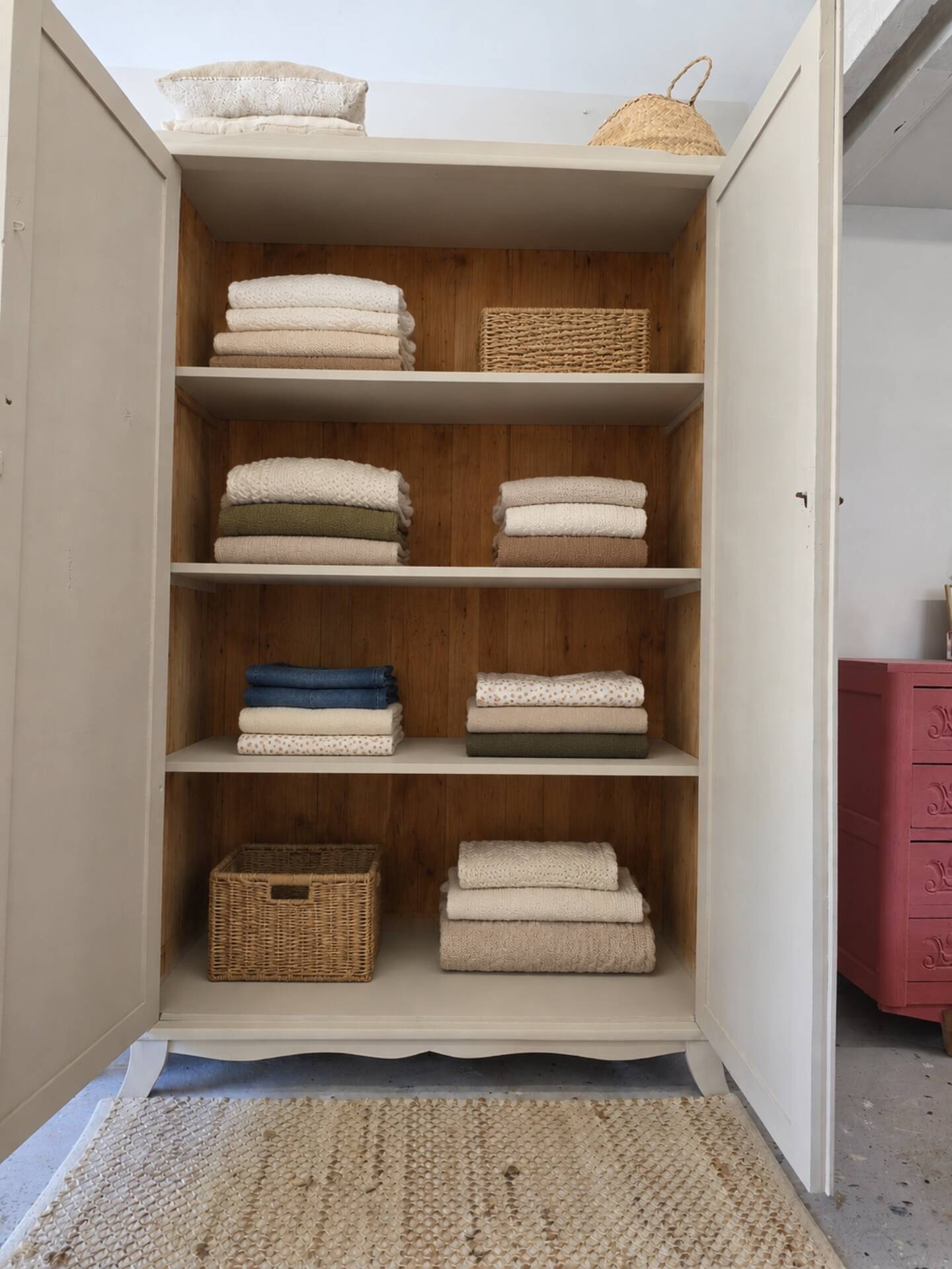 Armoire