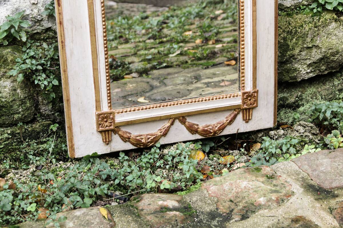Miroir trumeau en bois sculpté, 19ème siècle