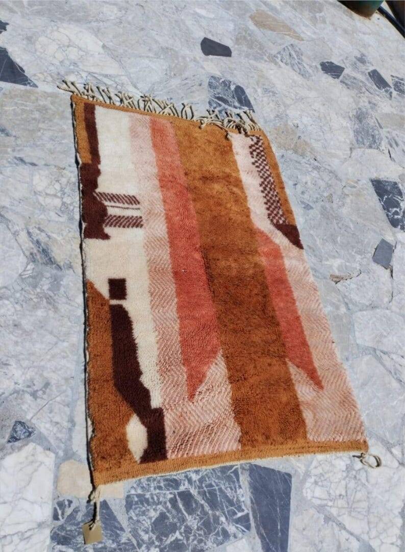 Handwoven Moroccan wool rug 150/250cm