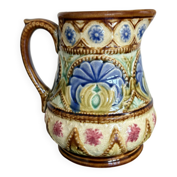 Ancien pichet barbotine Art Nouveau
