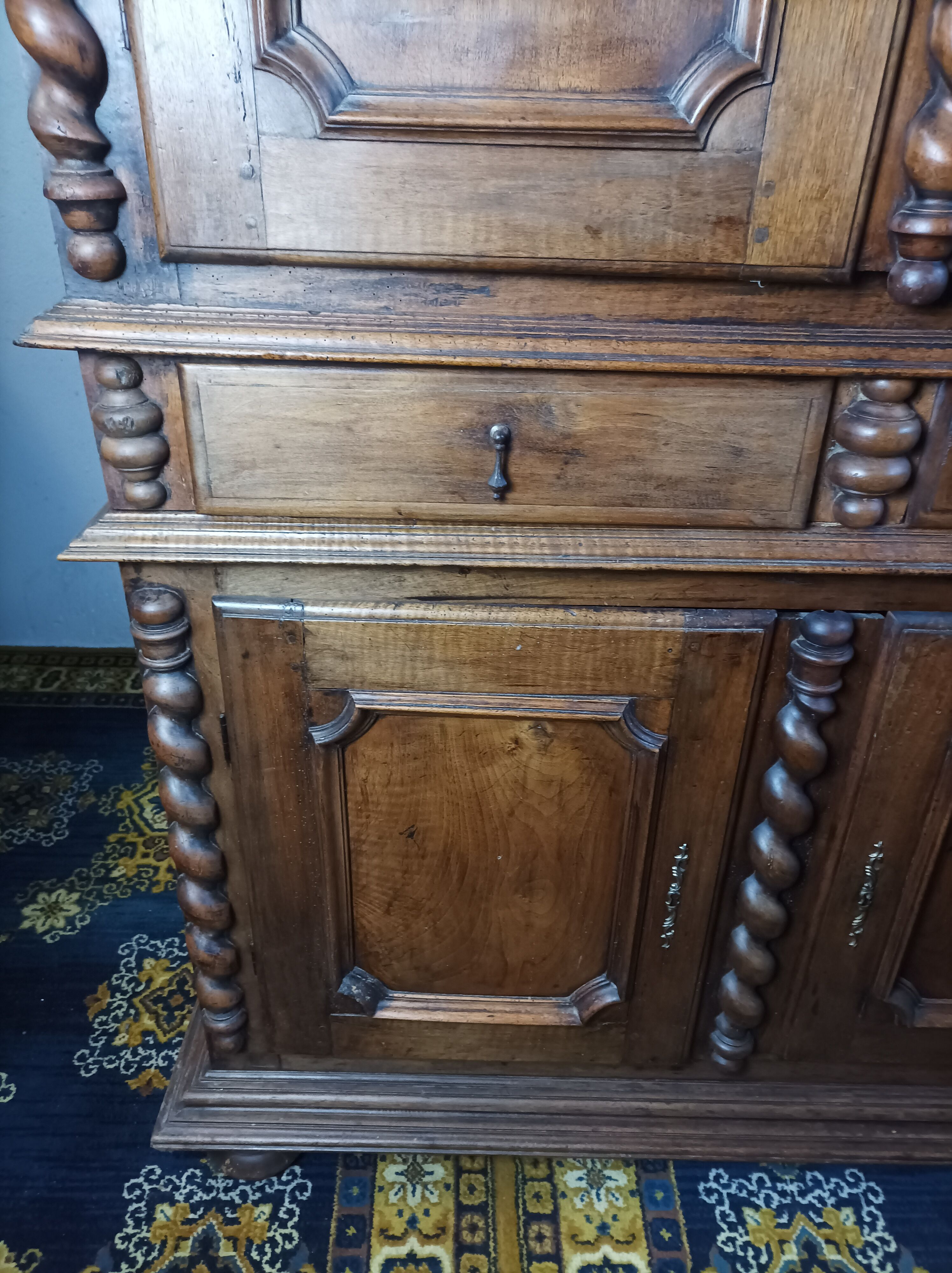 Louis XIII era sideboard in walnut