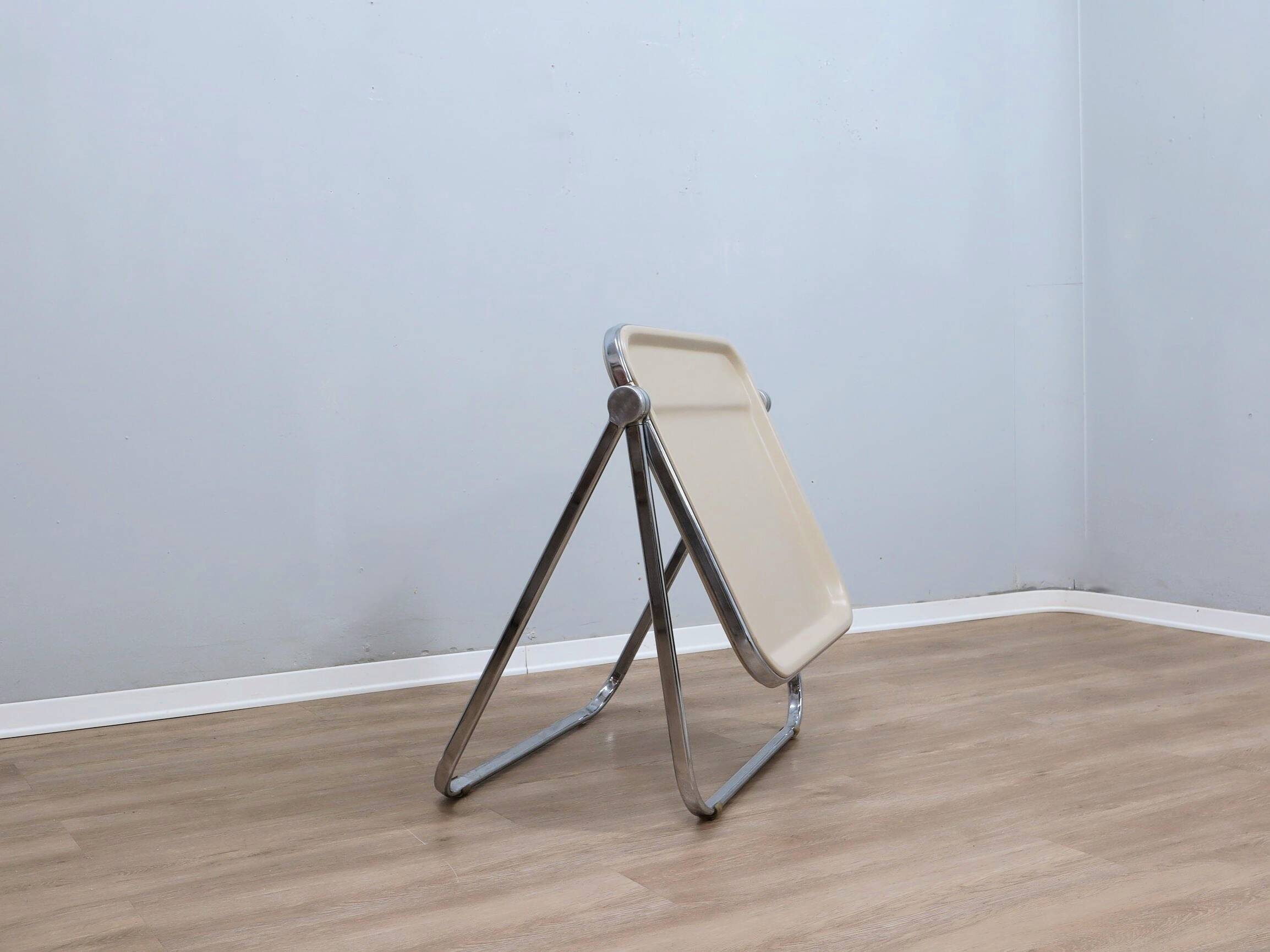 Platone folding table by G.Piretti for A.Castelli 1970s edition