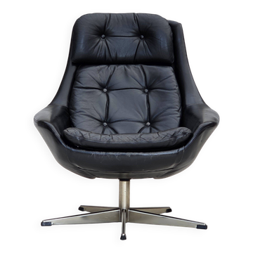 1970s, Danish swivel chair by H.W.Klein for Bramin Møbler, black leather.