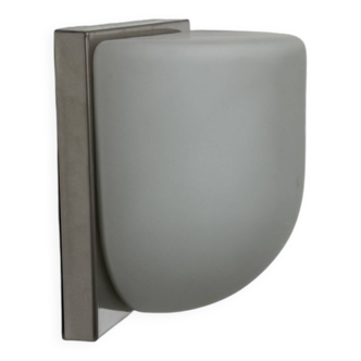 Vintage wall light, chrome and opaline, France, 1970.