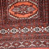 Tapis Vintage Bukhara en Laine, Années 1960, Authenticité et Tradition