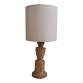 Lampe en bois blond