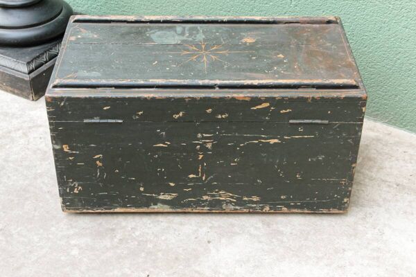 Ancienne malle de voyage en bois