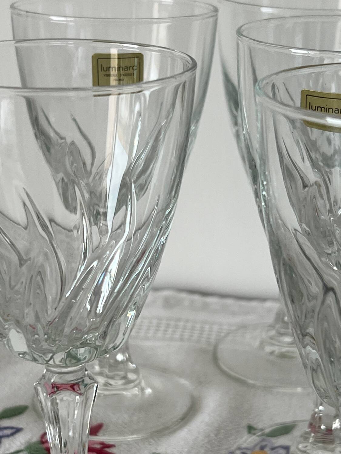 6 stemmed wine glasses flamenco model Luminarc