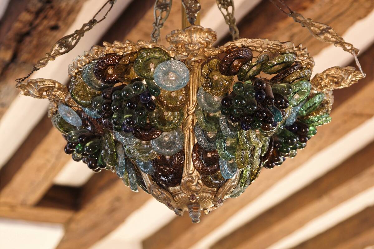Murano chandelier in bronze, fruit clusters, glass paste