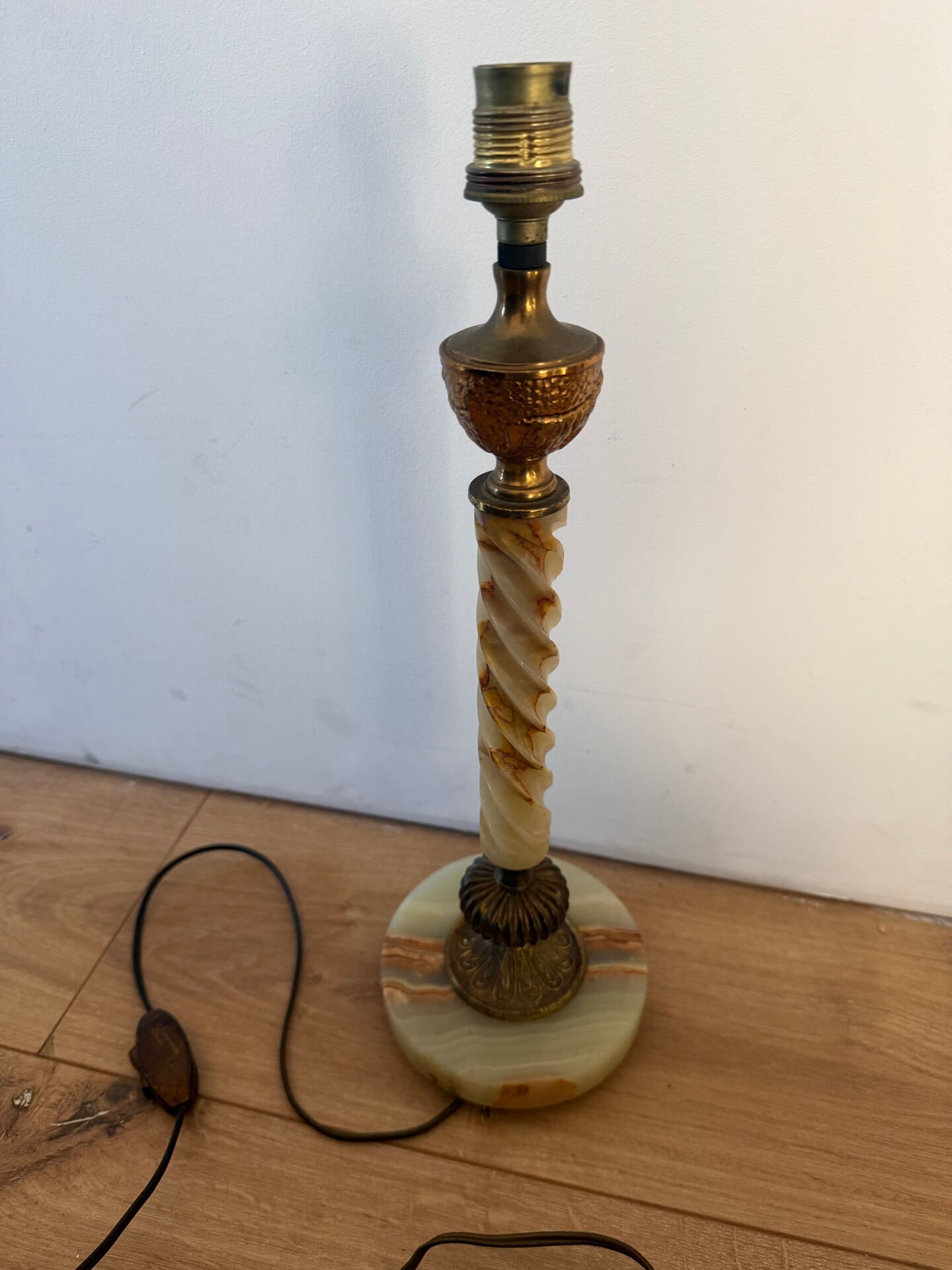 Bronze/brass and onyx lamp base
