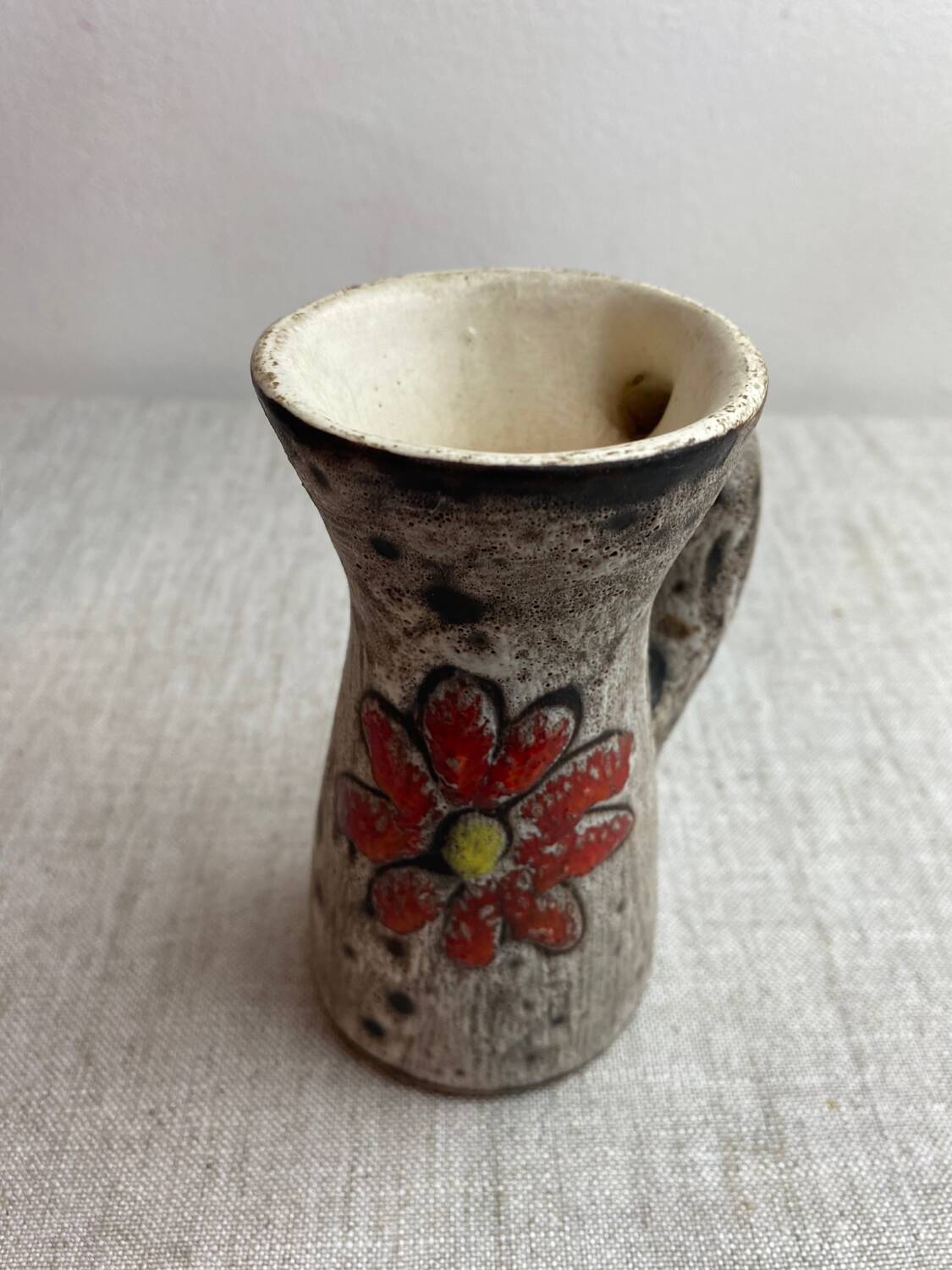 La Roue Vallauris ceramic mug and pitcher