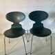 Set of 6 “Ant” chairs in dark green – Arne Jacobsen for Fritz Hansen