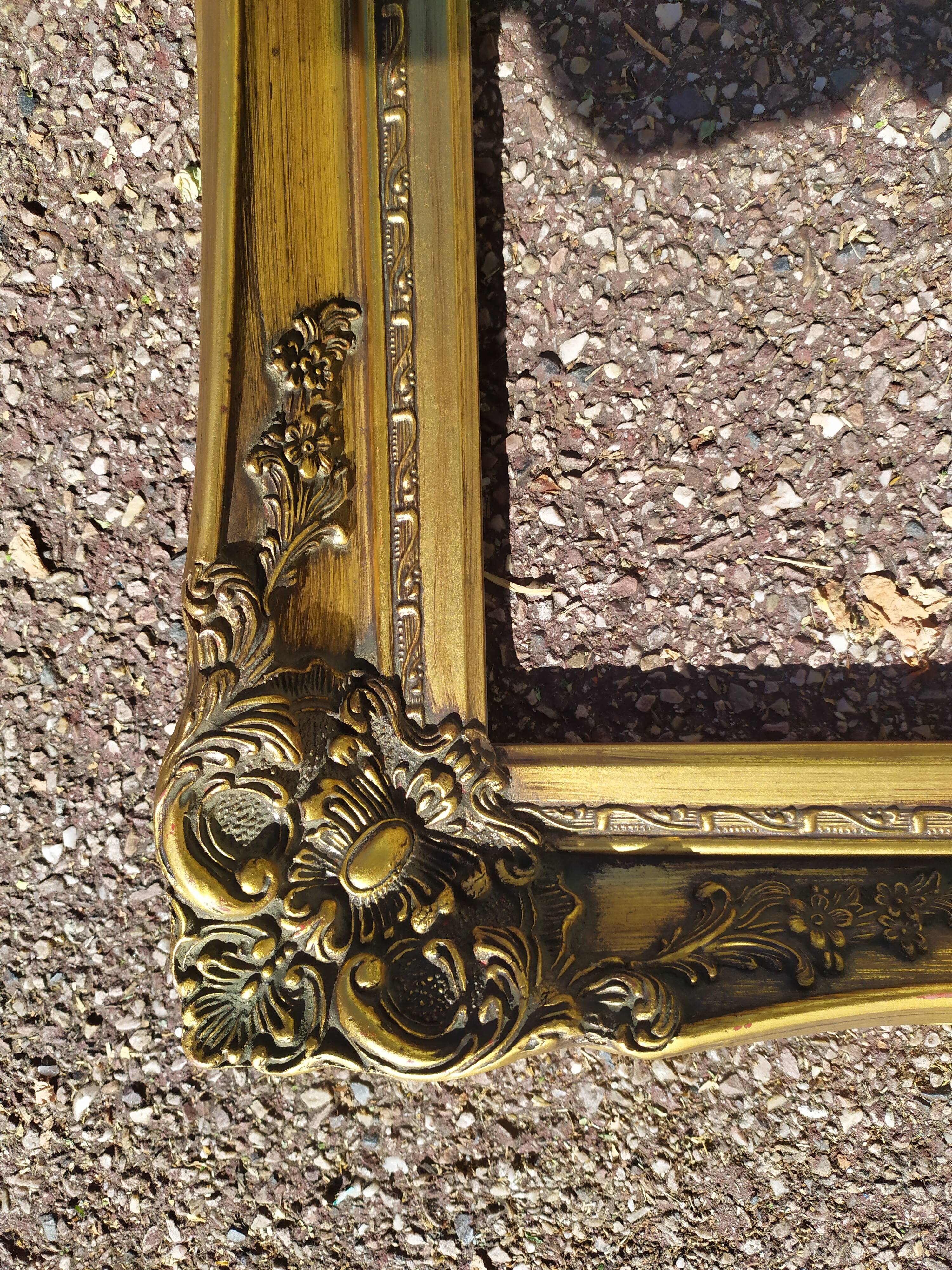 Frame in gilded wood 119x53cm