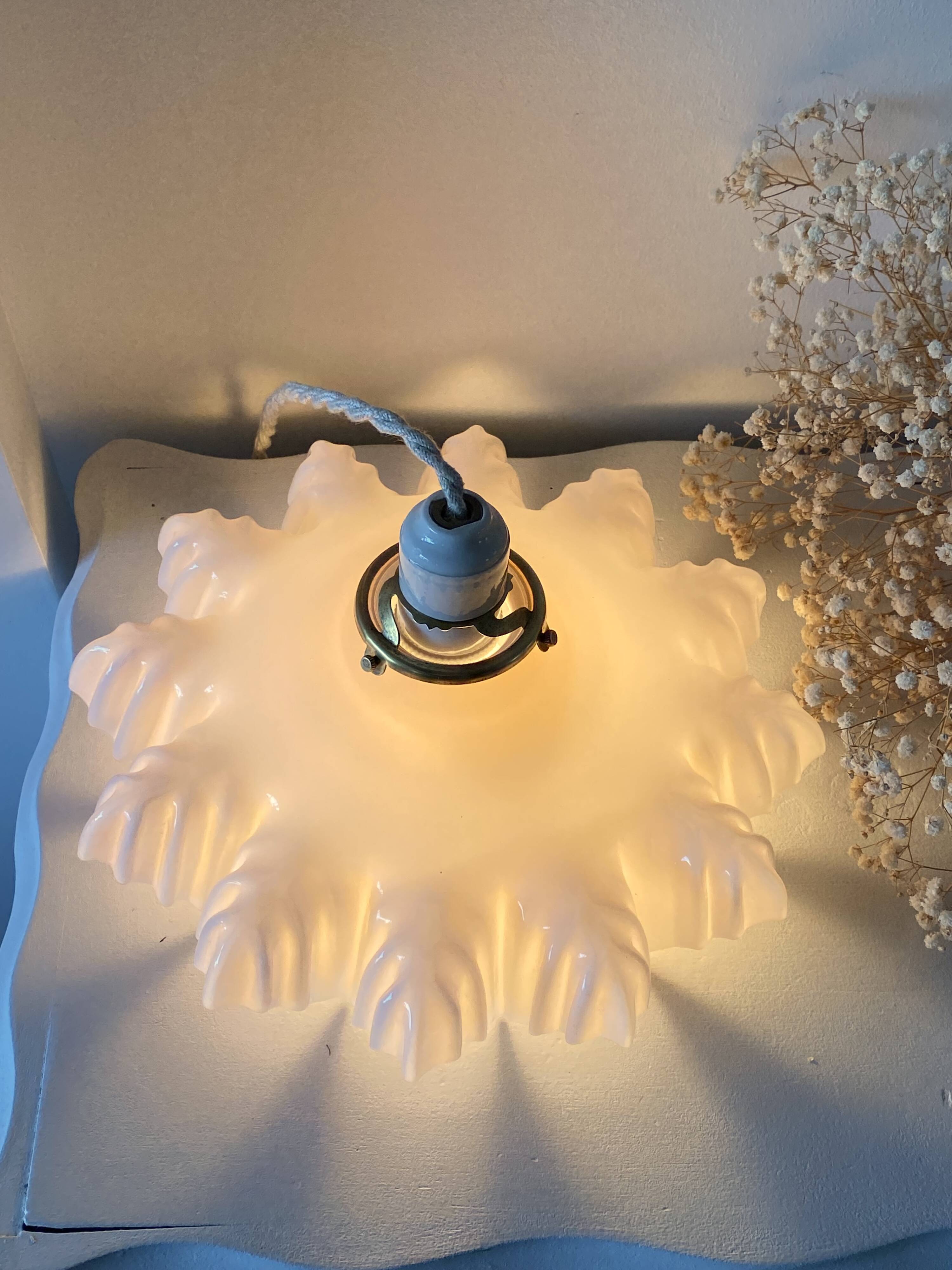 "Frou Frou" suspension