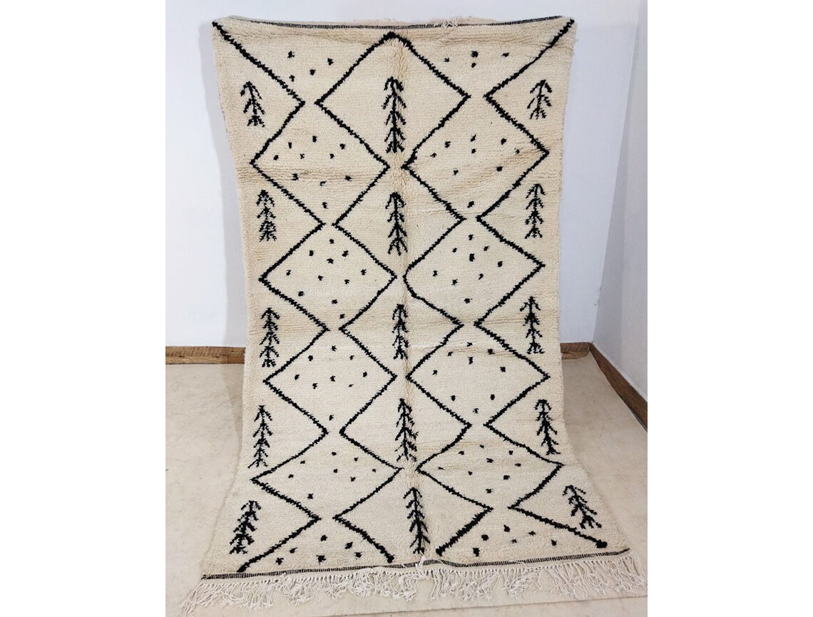 Moroccan Berber Carpet 260x150cm