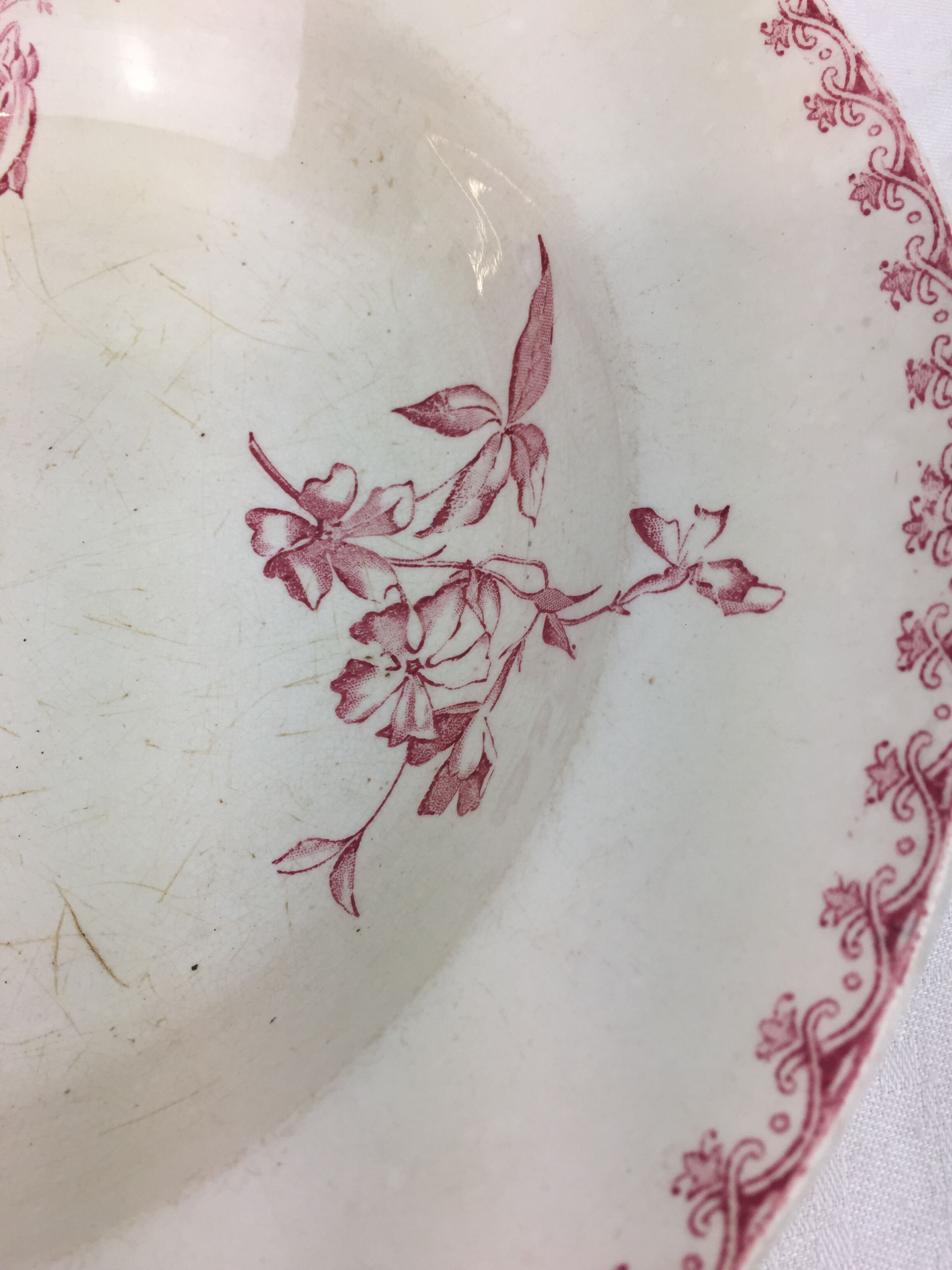 Old Sarreguemines Vega model deep dish