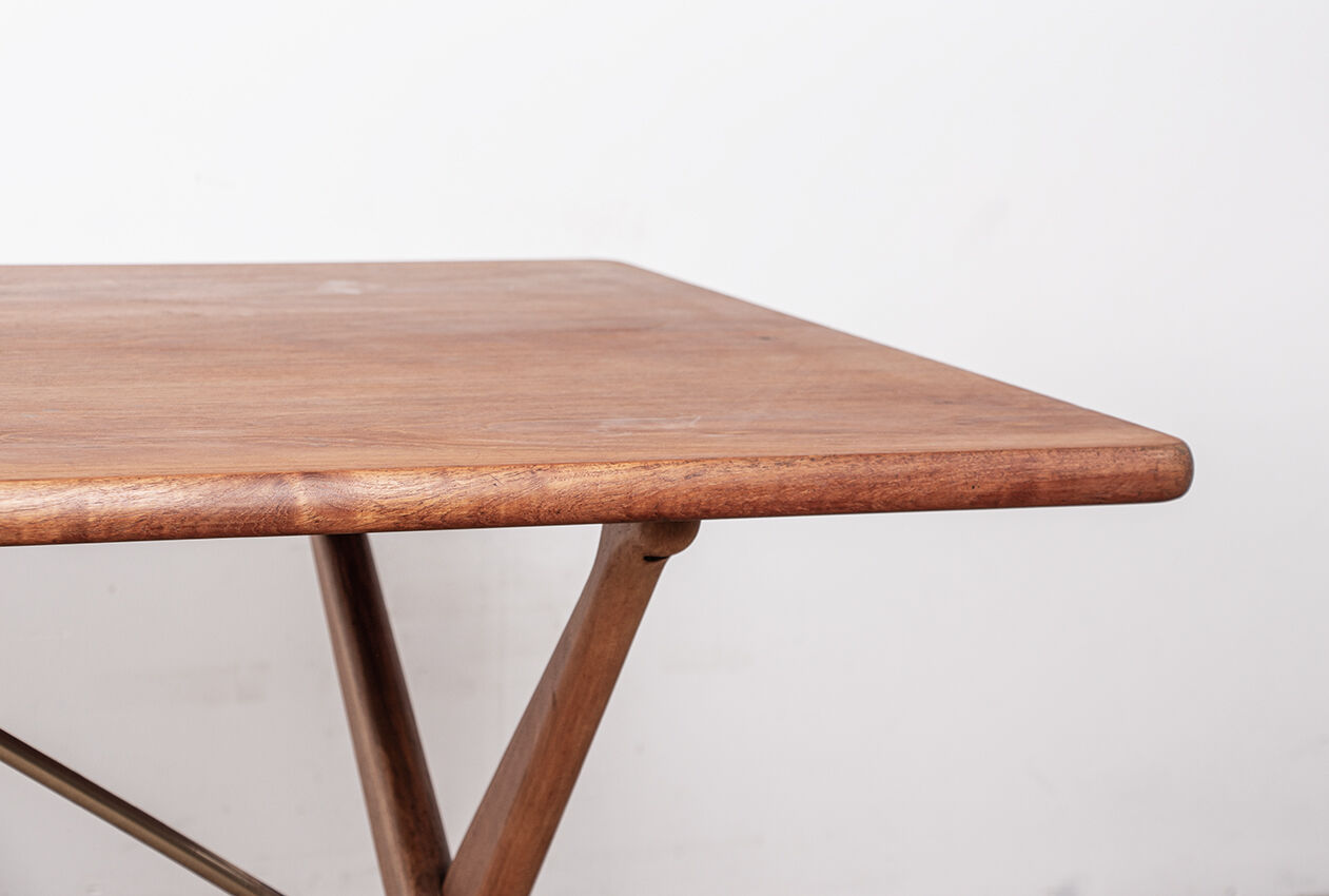 Danish dining table in teak, beech, and brass, model AT 303 Hans Wegner.
