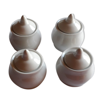 Lot de 4 petits pots couverts en porcelaine blanche